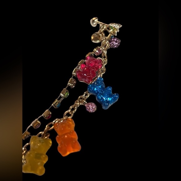 BETSEY JOHNSON Primary Colors Gummy Bear Fireball Crystals Charm Bracelet NWT - Picture 5 of 7